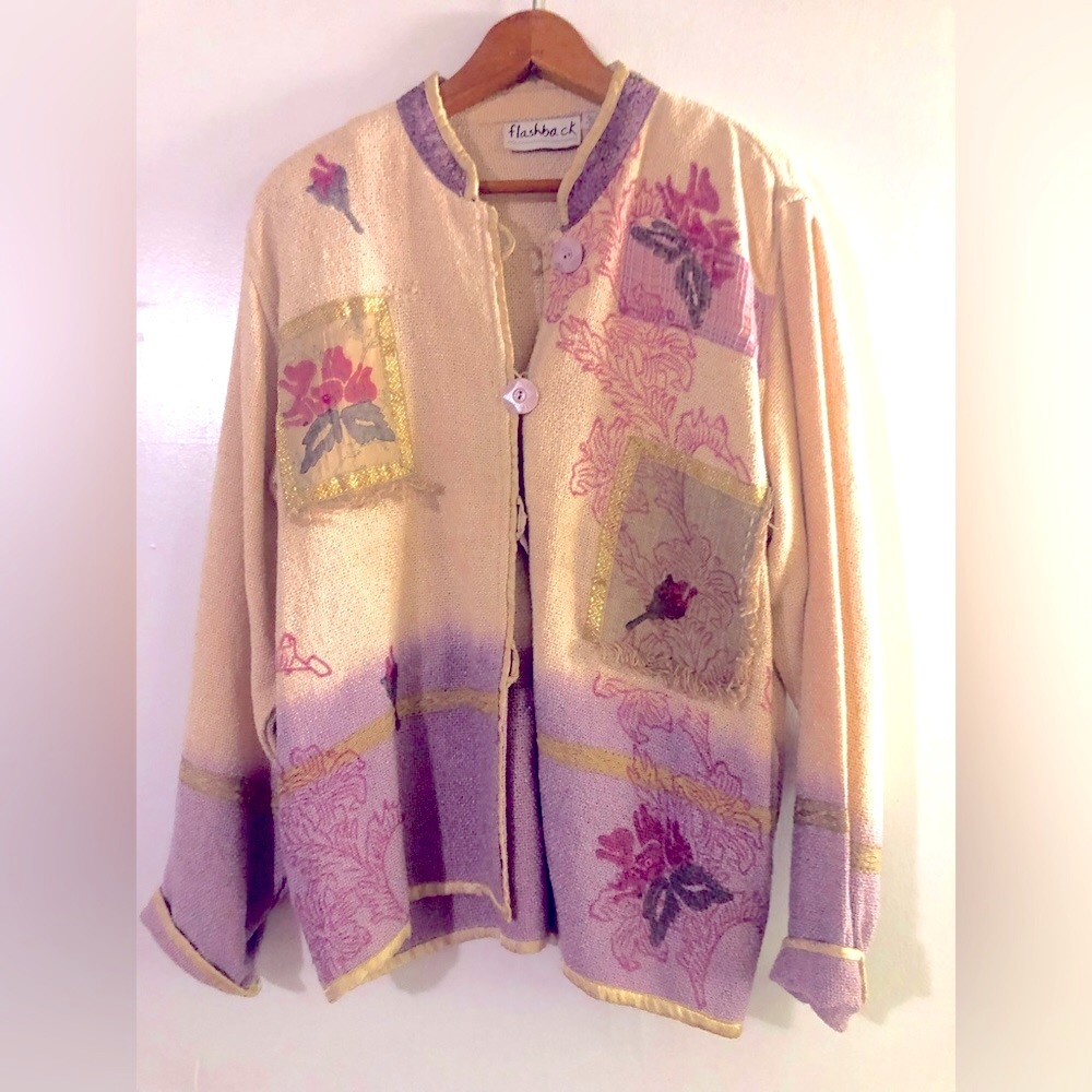 - Vintage Flashback sweater jacket! Amazing details! Size medium